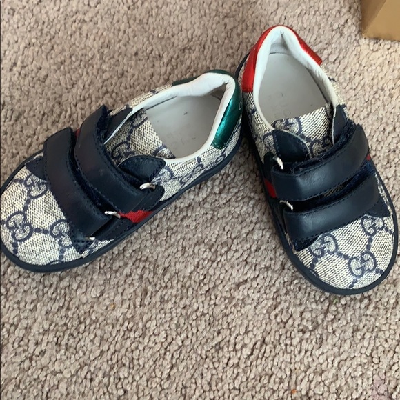Toddler sneakers - Picture 2 of 3